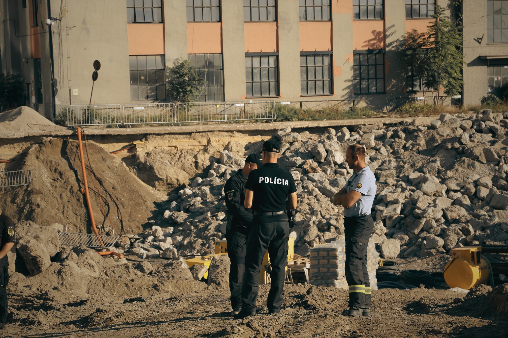 bomba hasici policajti